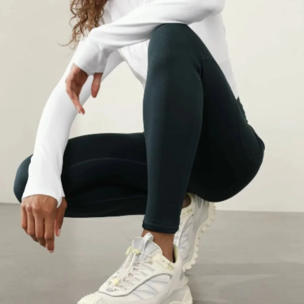 NWT Athleta Fleece Lined Stash High Rise Legging - Picture 5 of 11